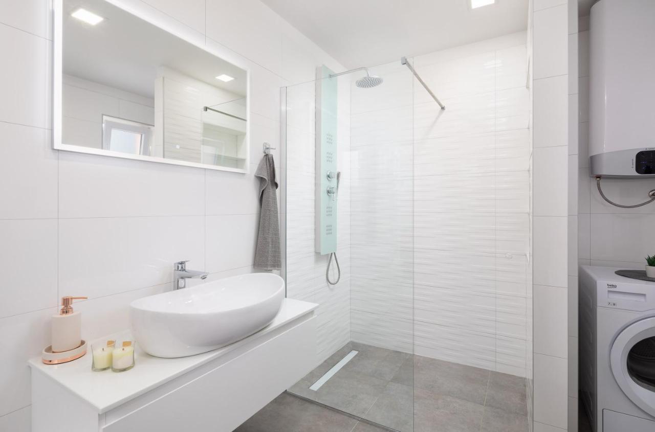 Solaris Holiday Home - Private Pool Stanici Экстерьер фото