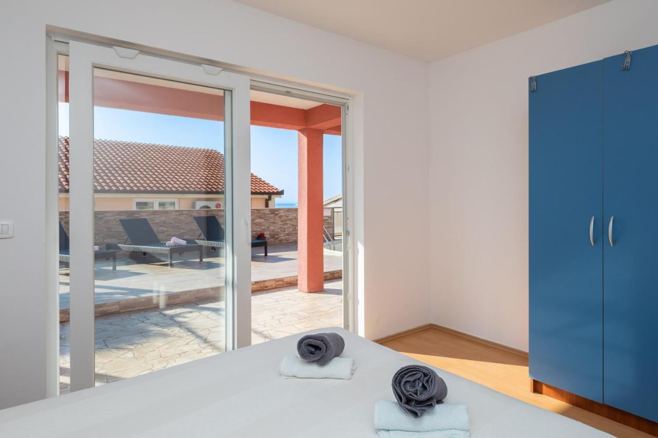 Solaris Holiday Home - Private Pool Stanici Экстерьер фото
